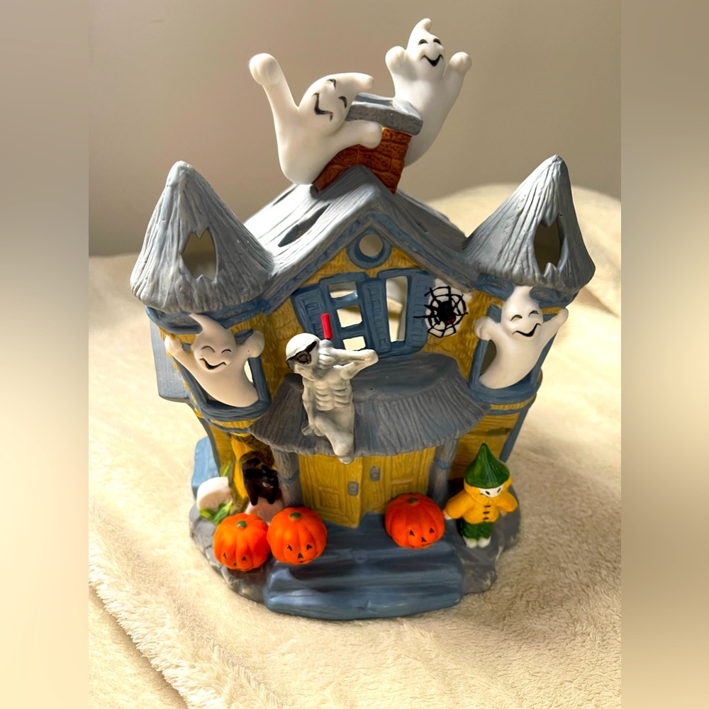 Vintage PARTYLITE Ceramic HAUNTED TEALIGHT HOUSE Halloween Ghosts Pumpkins +More